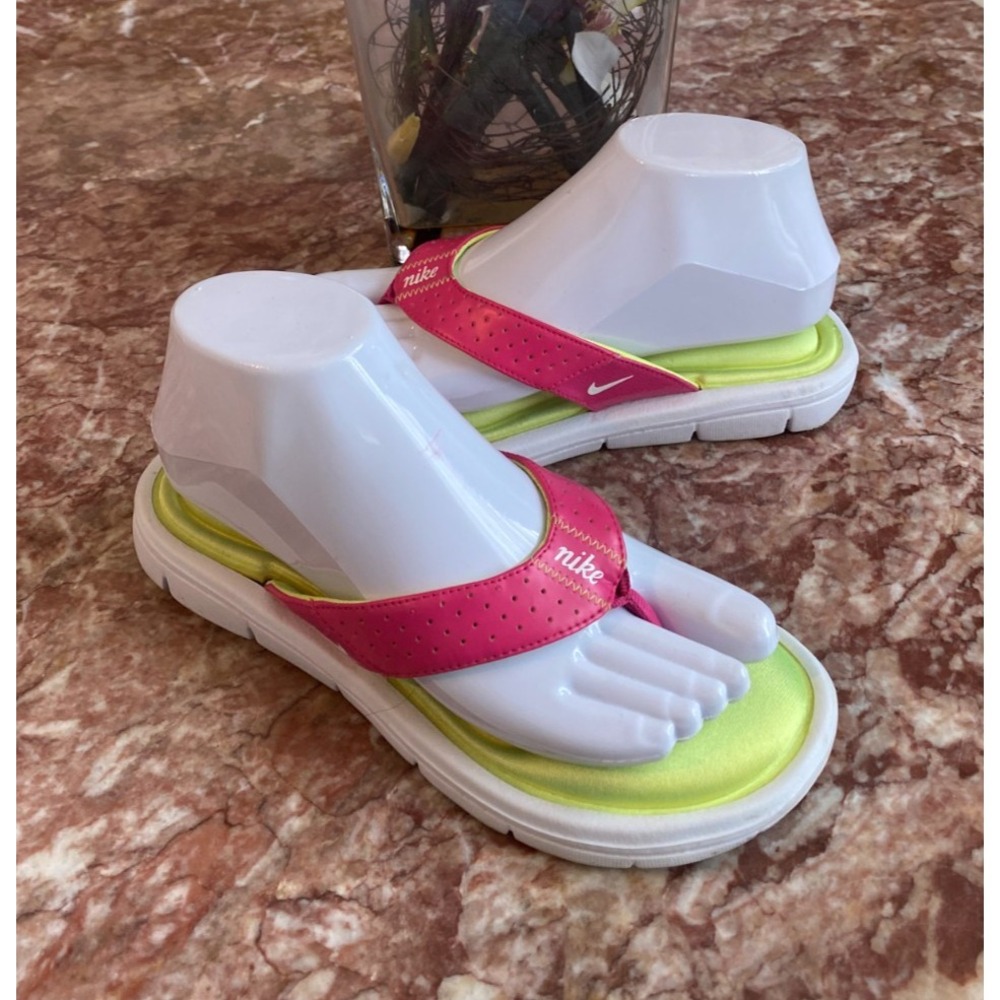 Nike Women's Comfort Footbed 11 White Pink Lemon Thong Sandals Size 7 EUC! $75